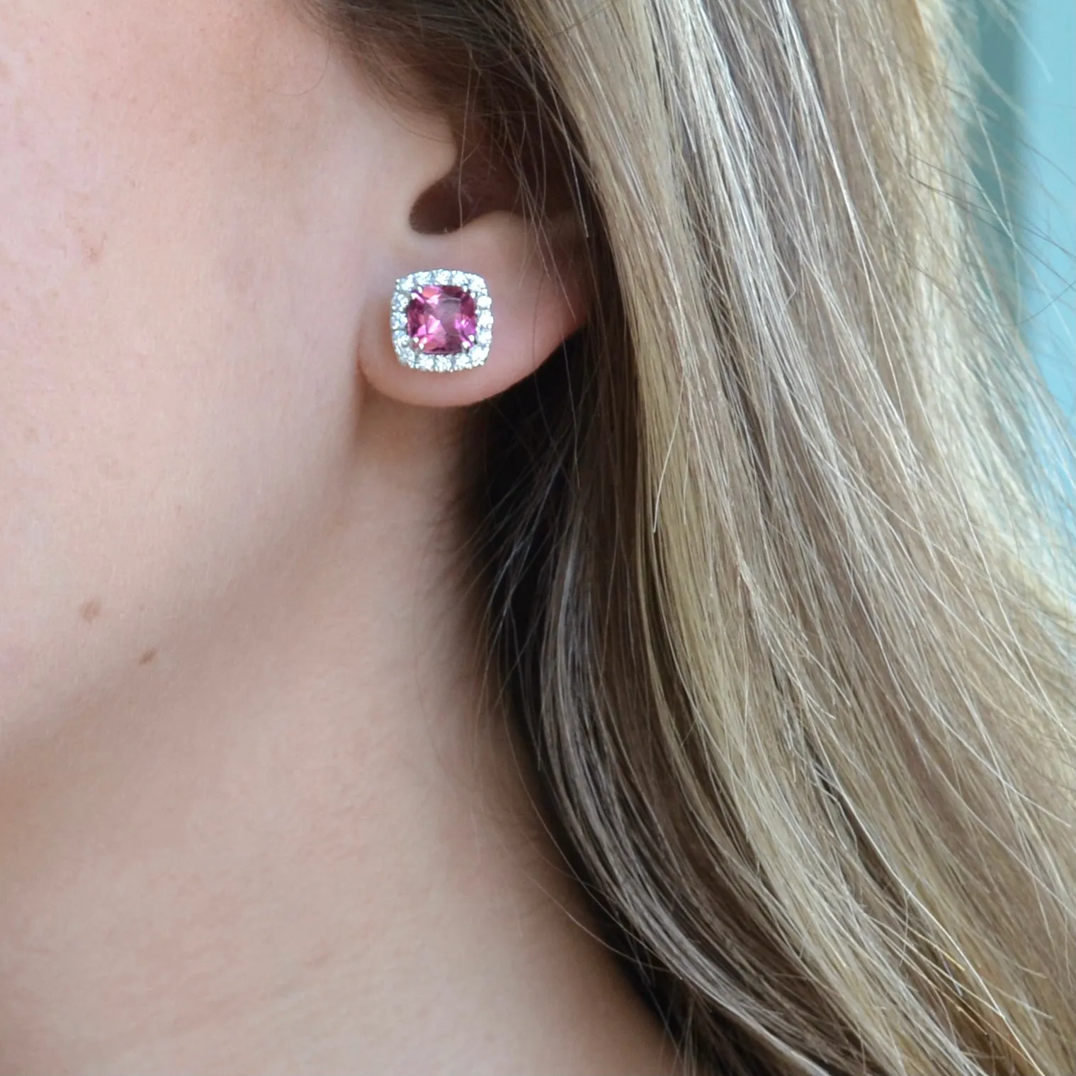 A & Furst - Dynamite - Stud Earrings with Intense Pink Tourmaline and Diamonds, 18k White Gold