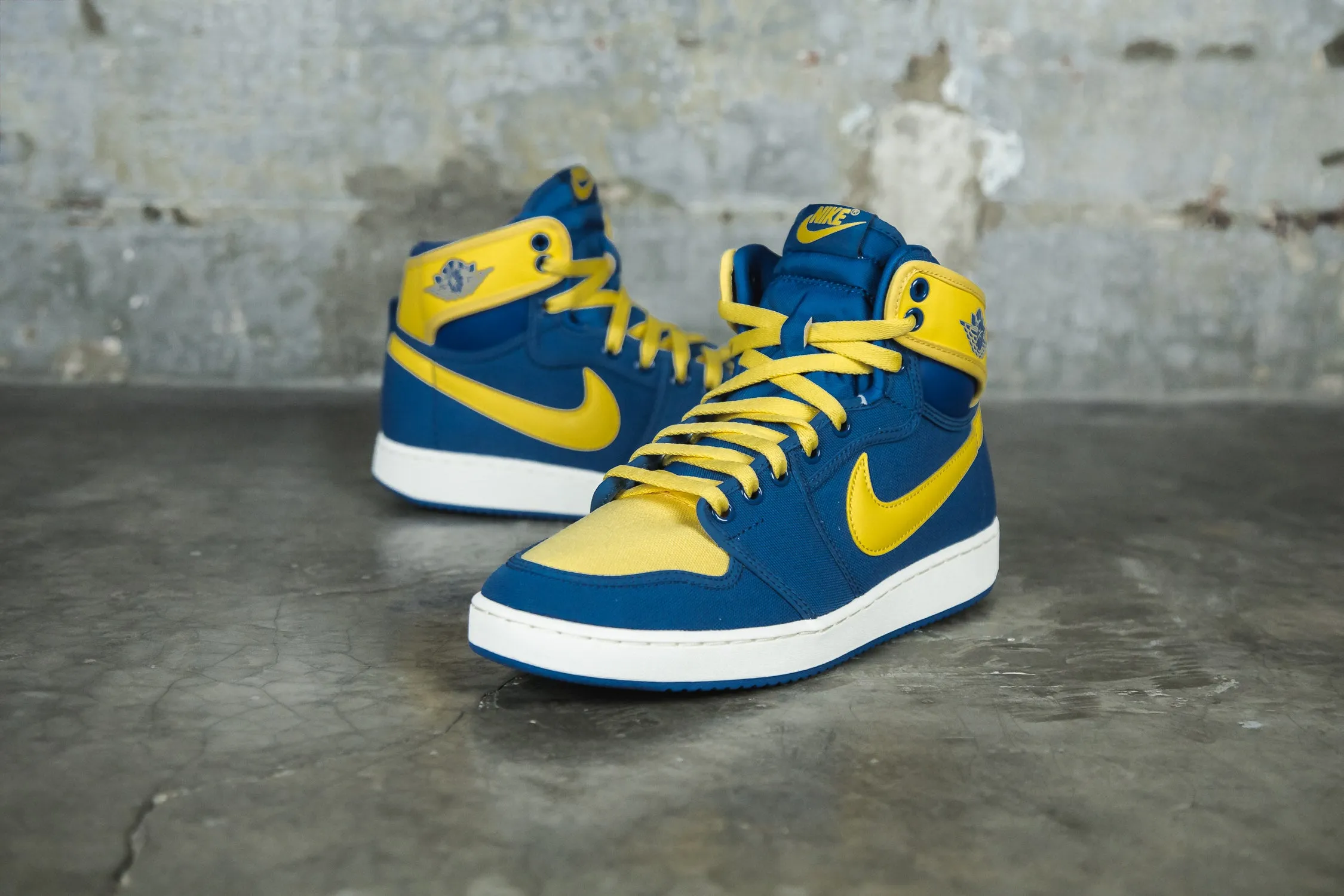 Air Jordan 1 AJKO 'Laney'