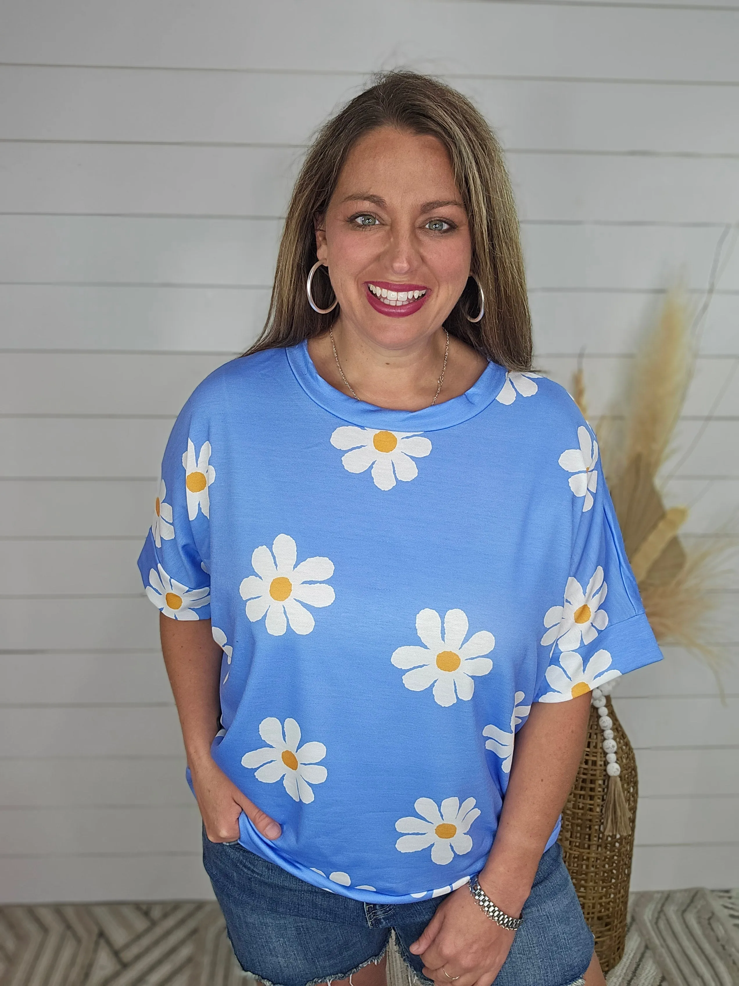 BLUE DAISY PRINT KNIT TOP