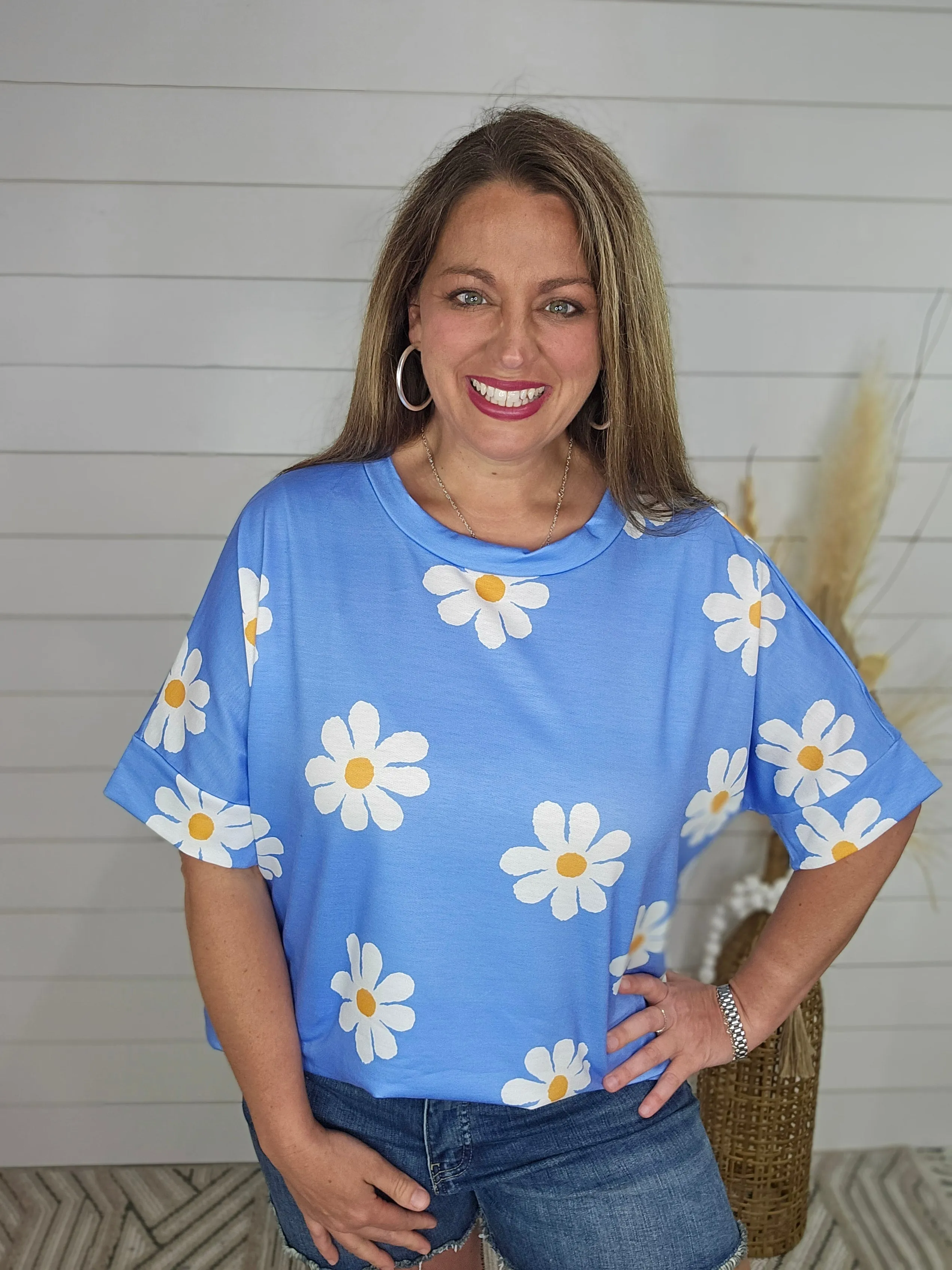 BLUE DAISY PRINT KNIT TOP