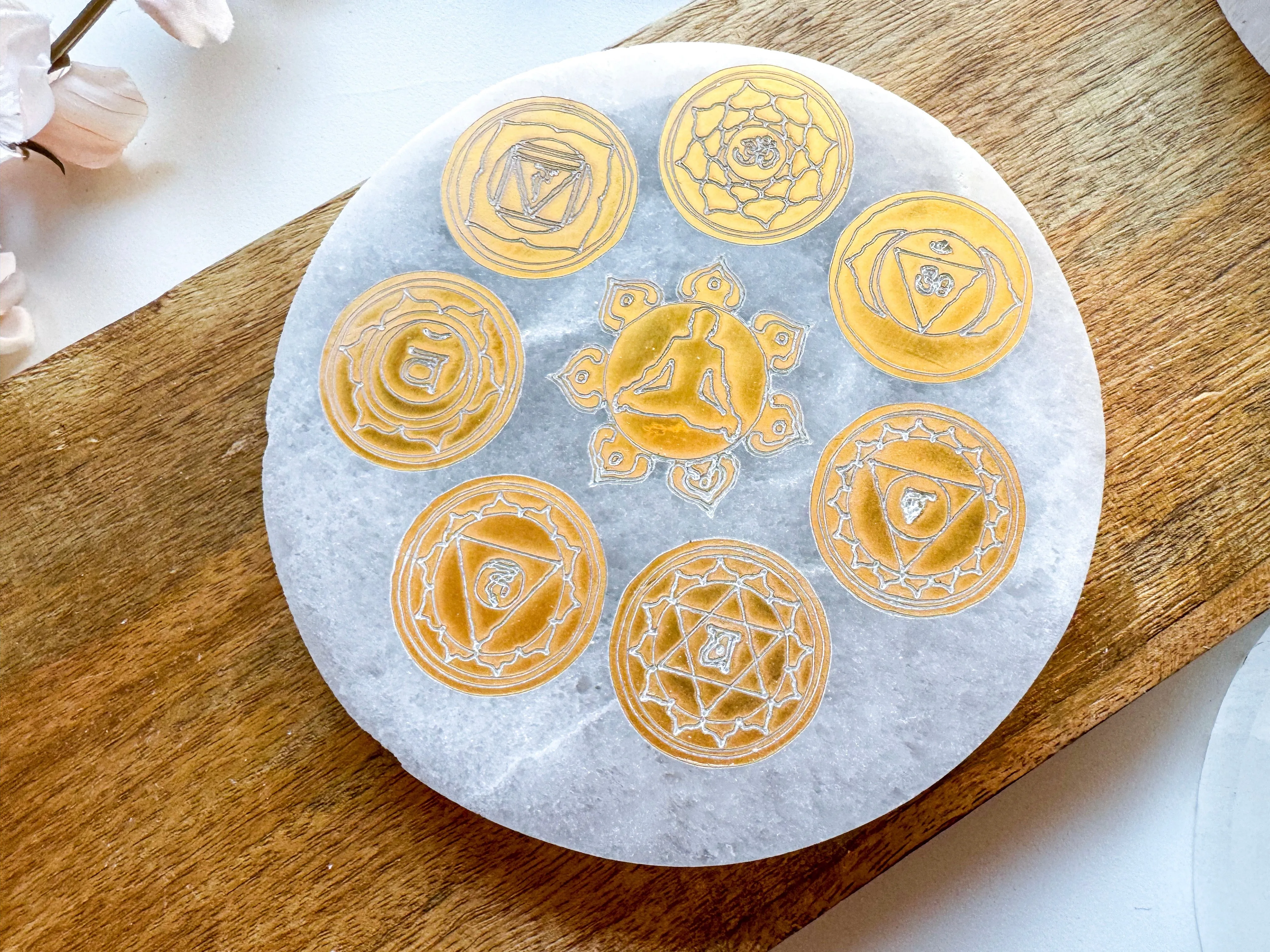 Gold Engraved Selenite Round Charging Plate