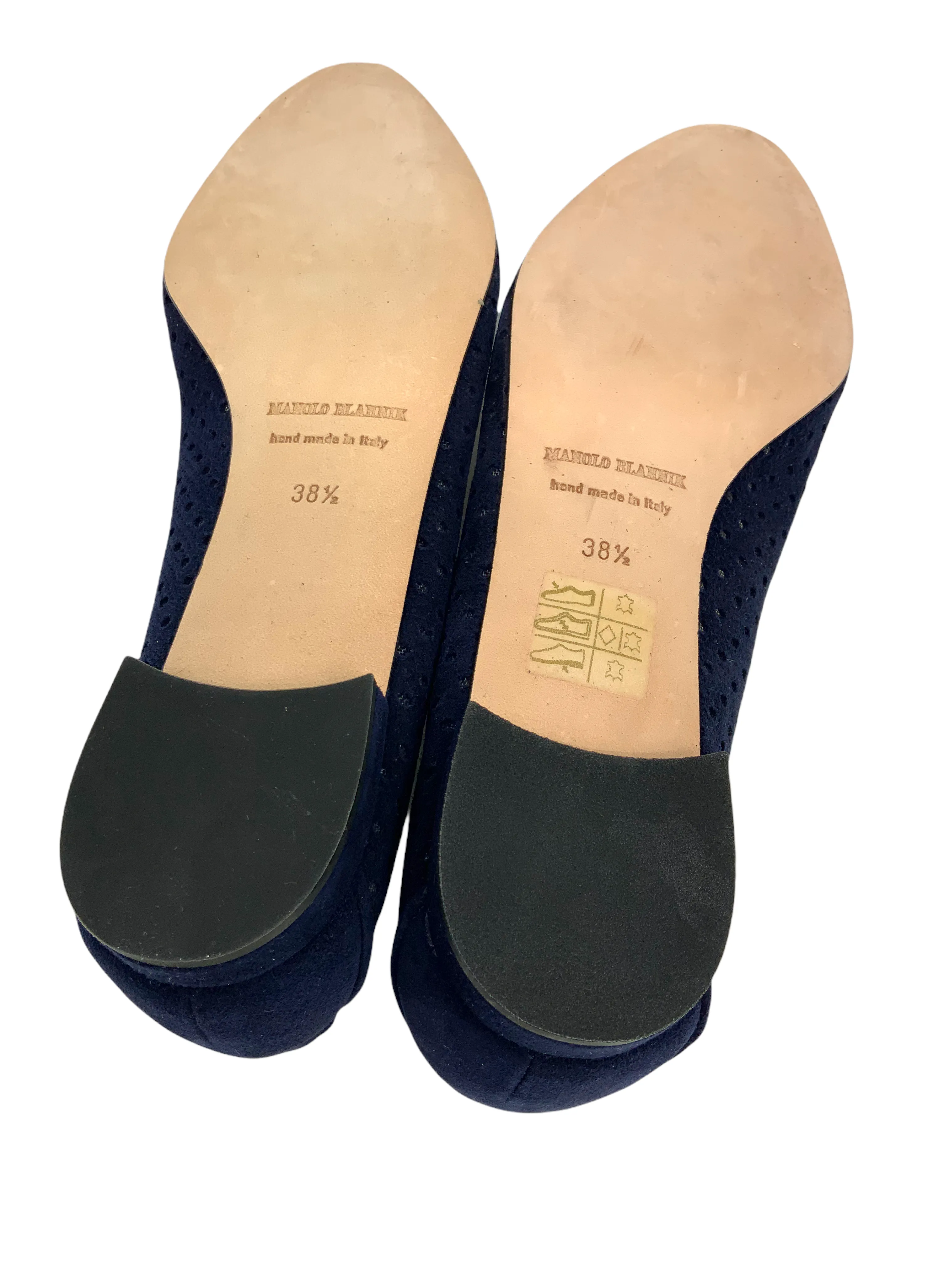 Manolo Blahnik Perforated Suede Skimmer Flat Size 8.5 NEW