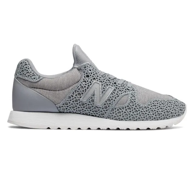 New Balance Women's 520 Re-engineered Shoes - Silver Mink