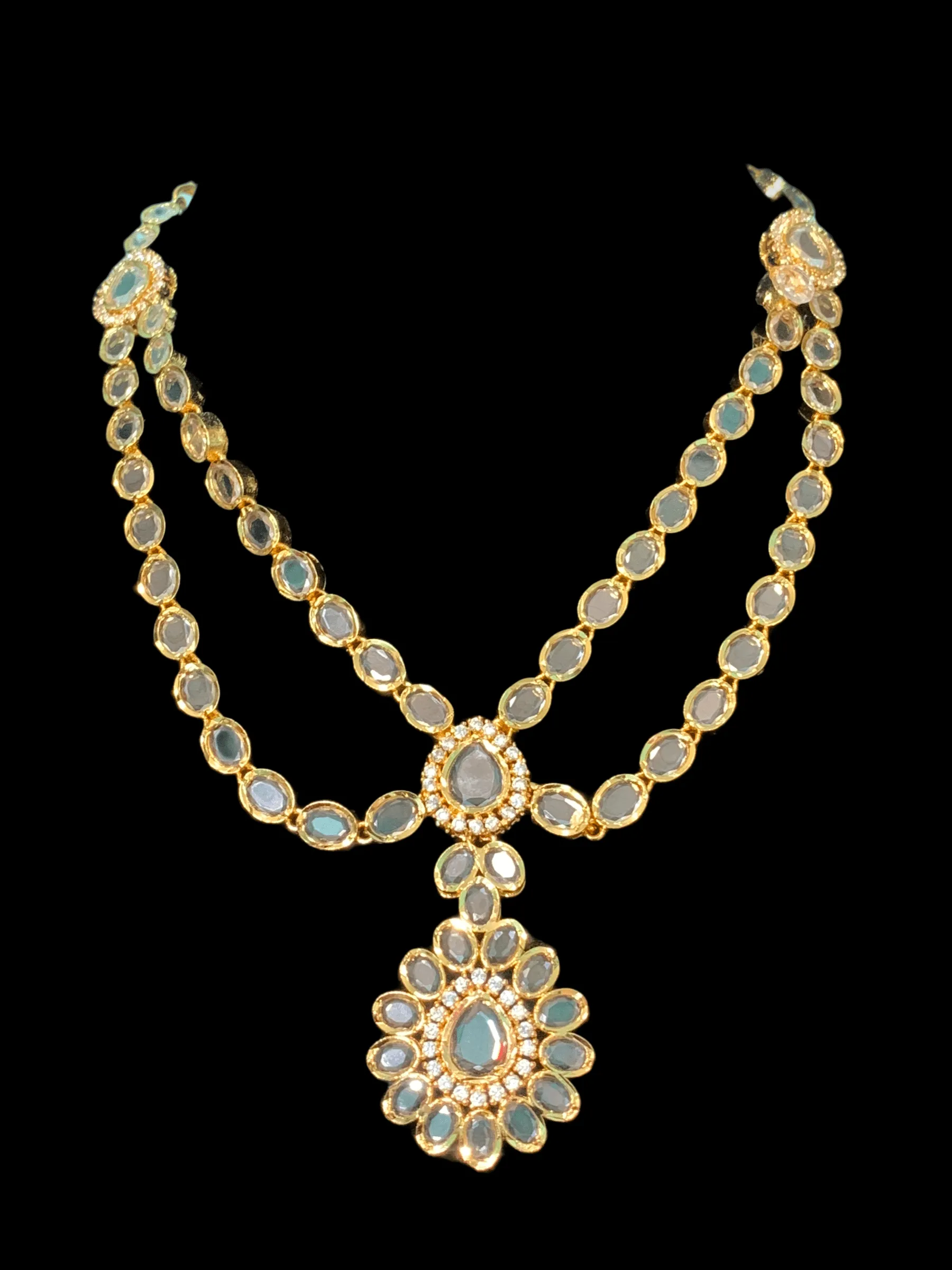 NS343 Farhat gold plated short necklace with earrings