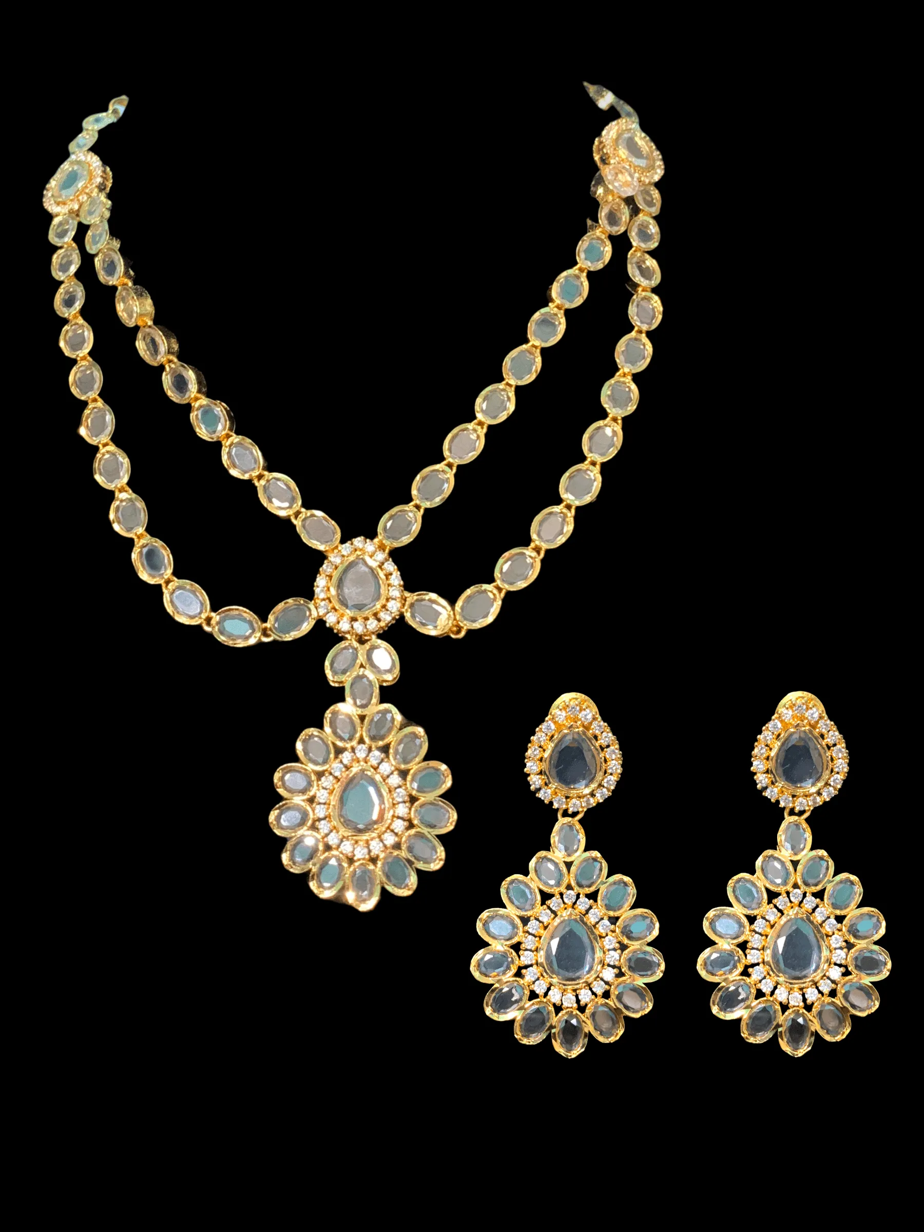 NS343 Farhat gold plated short necklace with earrings