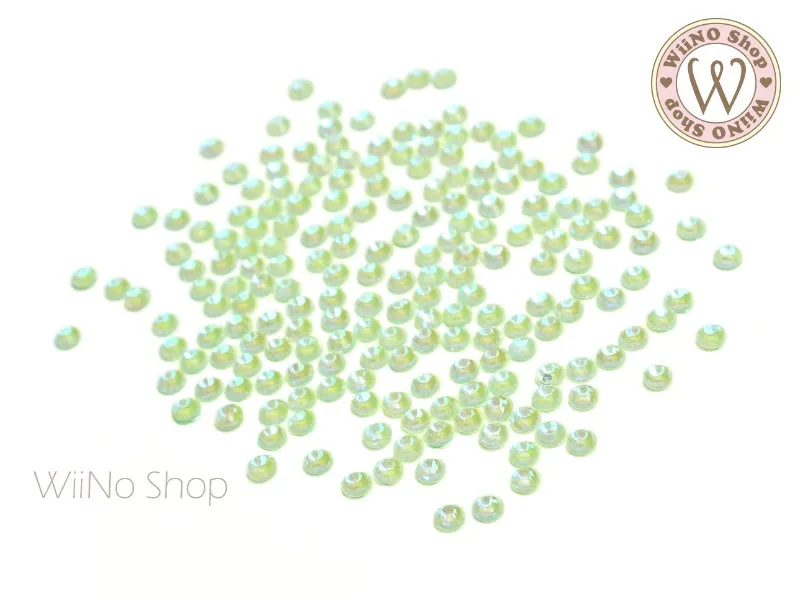 Pastel Green Luminous Round Flatback Crystal (ss6-ss20)